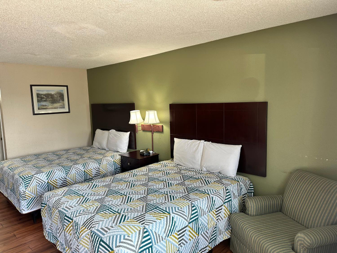 Bedroom 5, MOTOR INNS OF AMERICA, Monroe