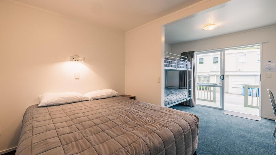 Bedroom 3, Tasman Holiday Parks Picton, Marlborough