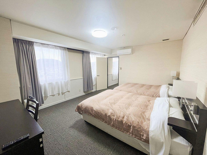 Bedroom 3, Hotel Crown Hills Fujinomiya, Fujinomiya