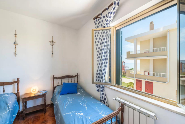 Bedroom 3, Large seaside apartment with patio, Sassari