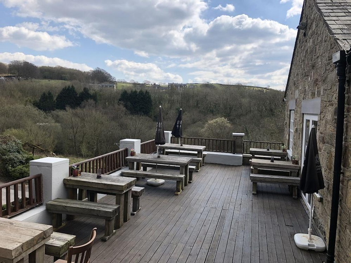 Others 5, The Sycamore Inn, Derbyshire