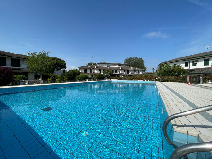 Sport & Beauty 2, Beautiful Villa For 6 - Piscine-tennis-ac, Venezia