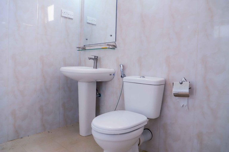 Bathroom, Illamperuma Villa, Weligama