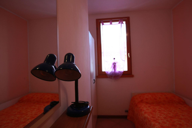 Bedroom 3, Apartment With Pool Near the Beach, Rovigo