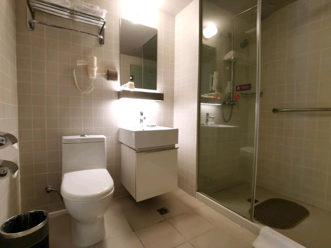 Bathroom 4, Jinjiang Inn Select Fuding Railway Station, Ningde