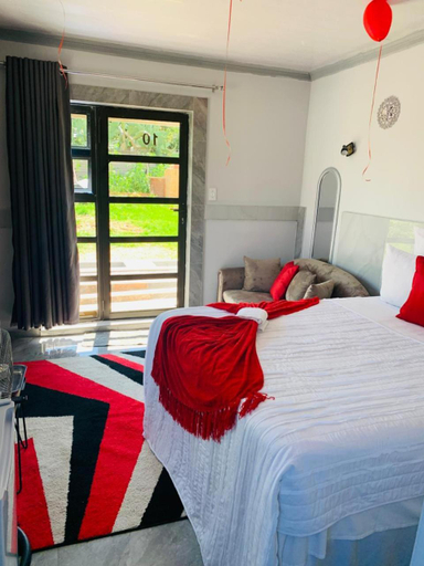 Others 5, Falcon Lodge, Amajuba