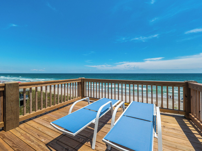 Others 5, Next to Sea Gallery by Topsail Realty, Pender