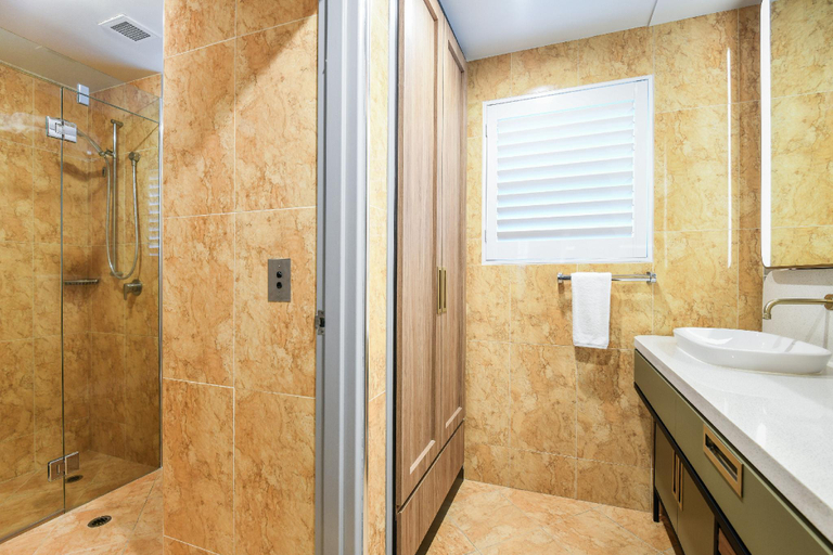 Bathroom 5, Powerhouse Hotel Tamworth by Rydges, Tamworth Regional - Pt A