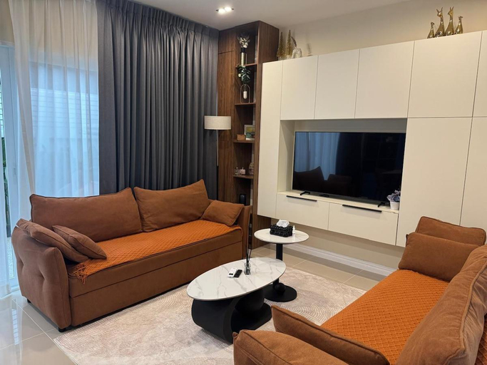 Others 3, "Villa Harmony: on Chalong", Phuket Island