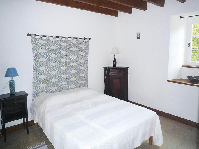 4, Stone House in Plurien near Sandy Beaches, Côtes-d'Armor