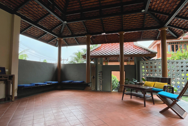 Public Area, Baleeyan , Phuket Island