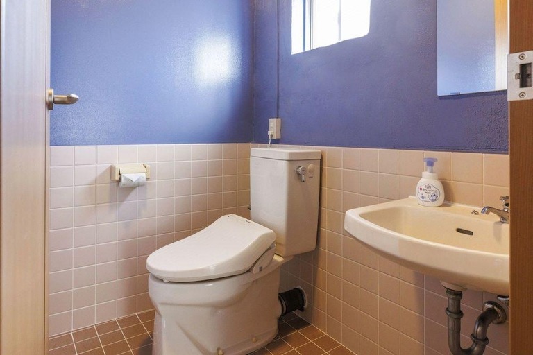 Bathroom 5, Residential Hotel Naha Miebashi, Naha