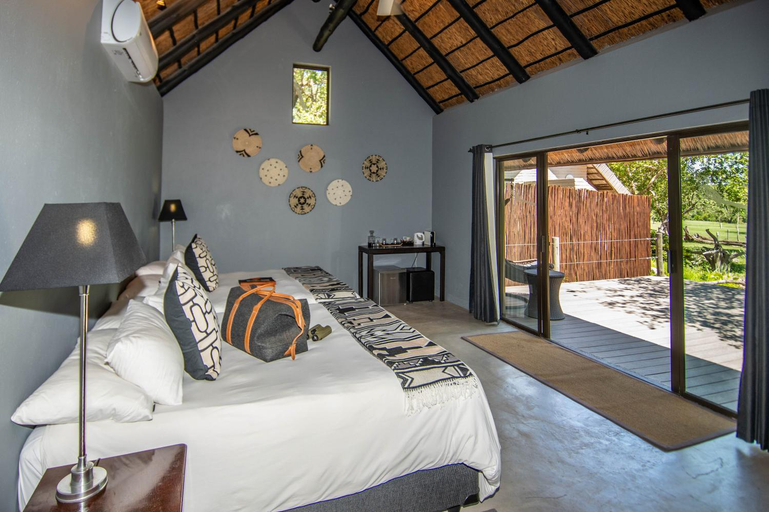 Bedroom 3, Nkorho Bush Lodge, Ehlanzeni