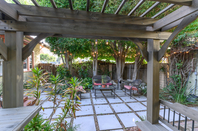 Others 5, Beachrunners Inn, Los Angeles