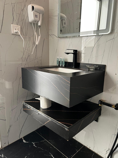 Bathroom 3, Celestial Mirage Camp, Quaira