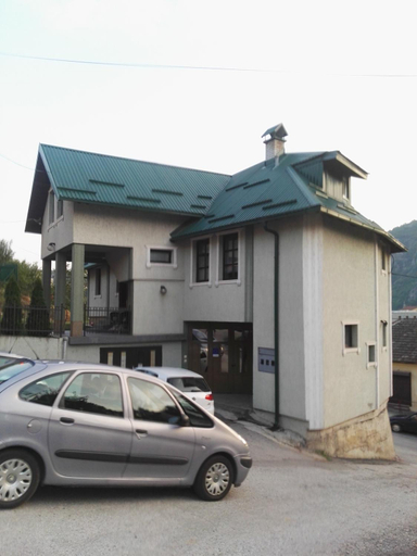 2, Apartmani Aura, Foča