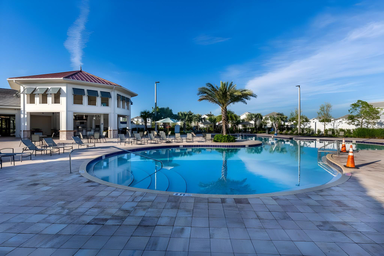 Sport & Beauty 2, Bedrooms 4 Bathrooms Storey Lake 4813 ML, Osceola