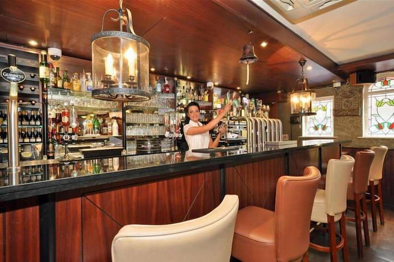 Food & Drinks 3, Maples House Hotel, Dublin