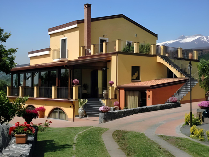 Exterior & Views 1, Feudogrande Bio Relais Hotel, Catania