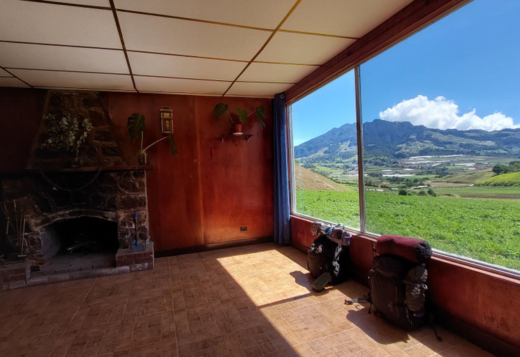 Others 5, Las Nubes Hostal, Bugaba