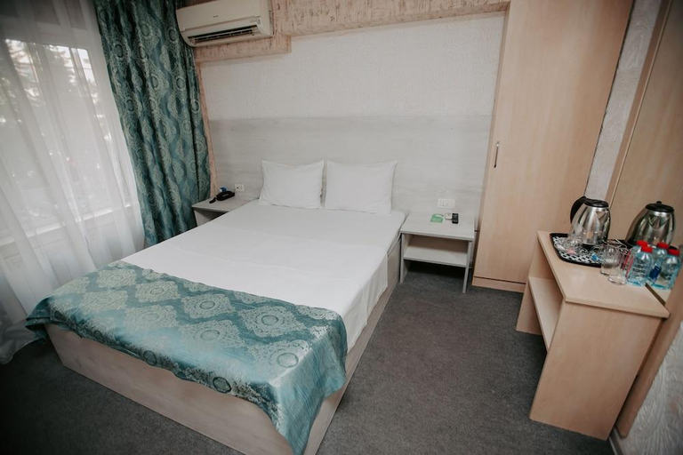 Bedroom 2, Bulvar Inn Hotel, Baku