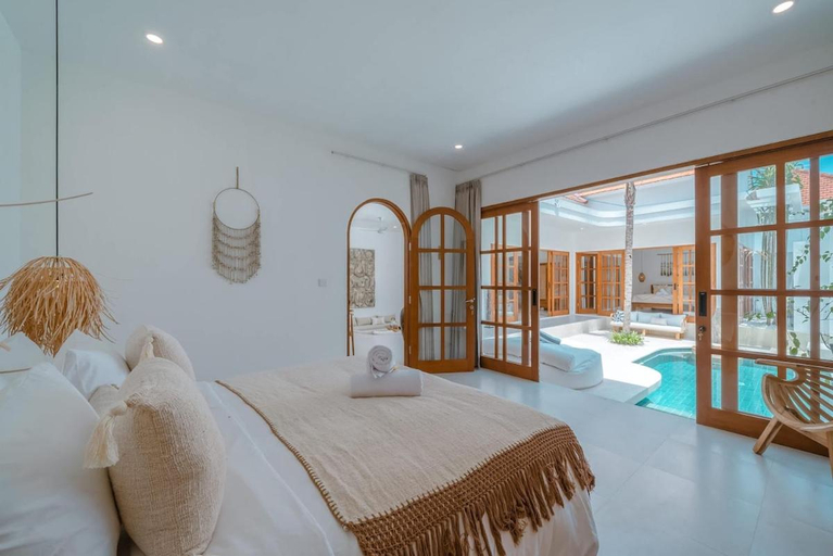 5, CASA MIYA - NEW Modern & Luxury 3BR Villa Canggu Beach, Badung