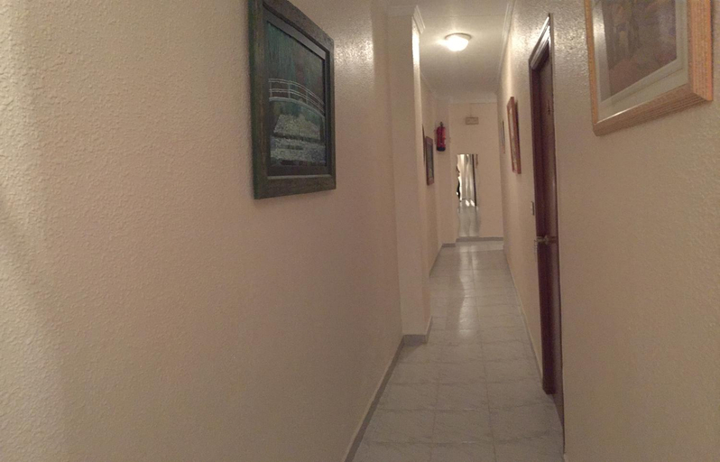 Others 5, Pension La Linea, Murcia