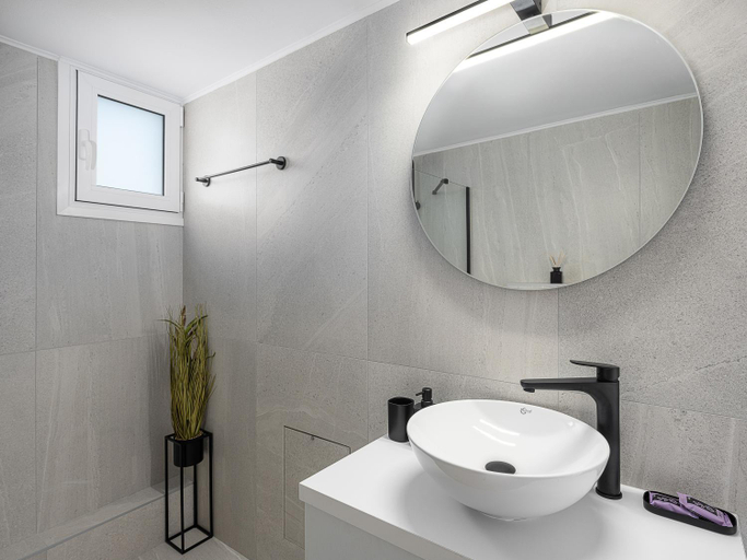 Bathroom 2, Villa Kelaidis, Crete