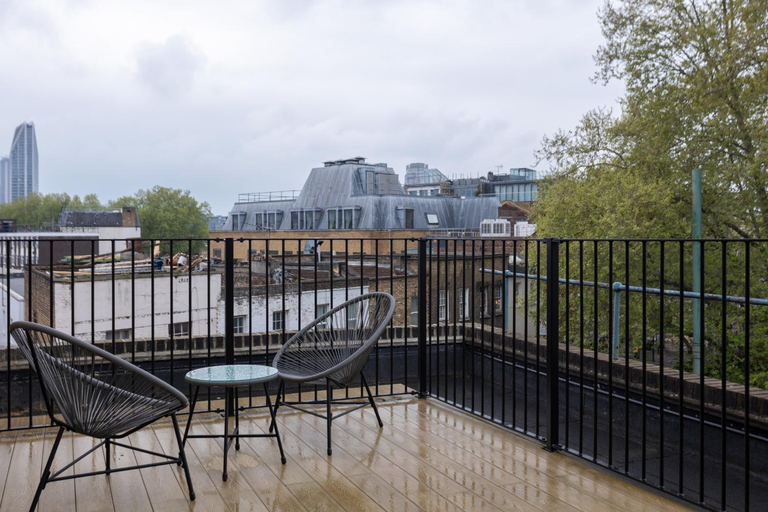 5, Kula - London Bridge, London