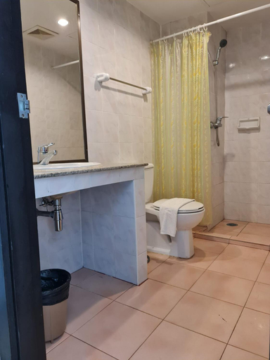 Bathroom 4, Desa Phuket, Phuket Island
