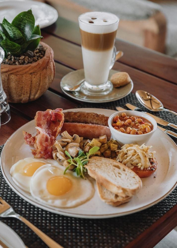 Food & Drinks 5, Insika Lodge, Hwange