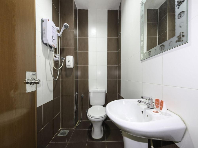 Bathroom 3, HOTEL MERIA, Shah Alam