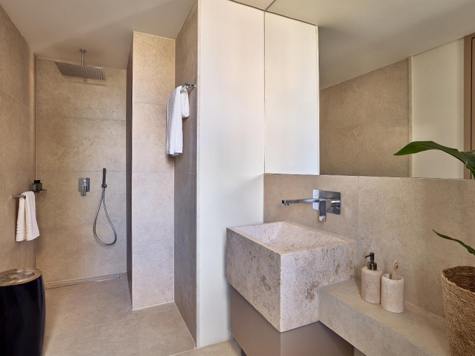 Bathroom 4, Grecotel Astir Palace, East Macedonia and Thrace