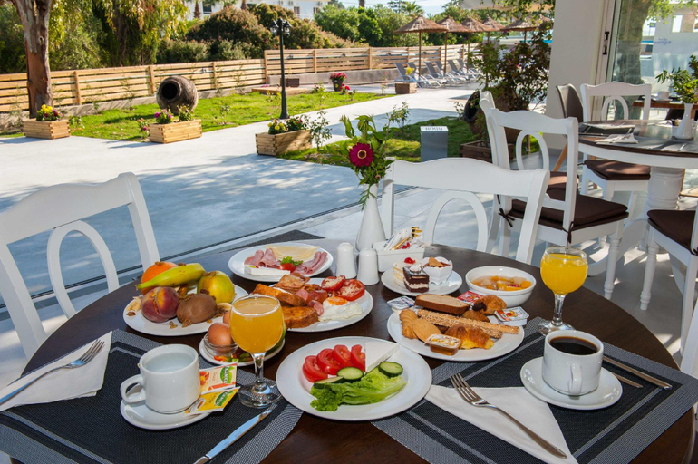 Food & Drinks 5, Amour Holiday Resort - Adults Only, Ionian Islands