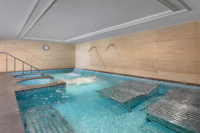 Sport & Beauty 2, Wyndham Taian West, Tai'an