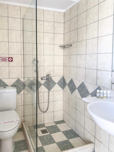 Bathroom 2, Eleni Suites Methoni, Peloponnese
