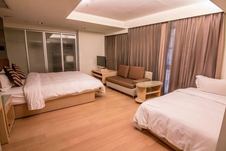 Bedroom 2, Katherine Plaza Hotel , Kaohsiung