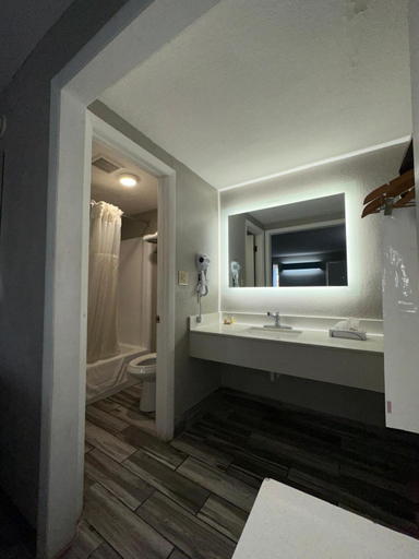 Bedroom 3, JAMESON INN WINDER, Barrow