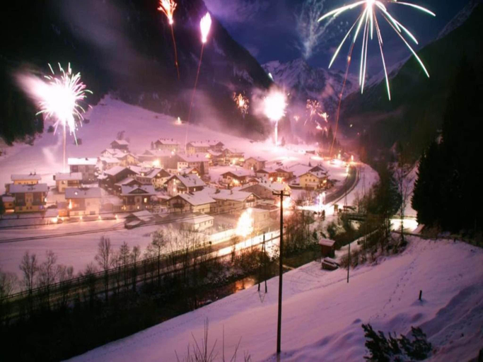 Others 4, Apartment in Ramsau near Ski Slopes, Schwaz