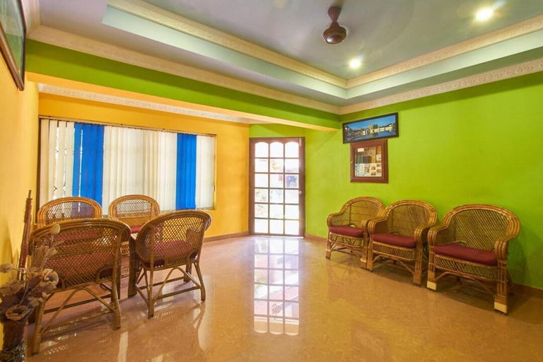 Others 5, Hotel Thushara, Thiruvananthapuram
