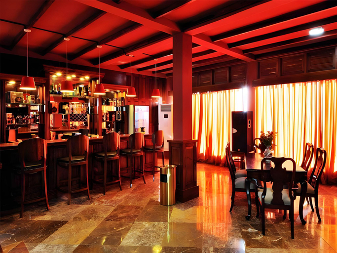 Food & Drinks 5, Crest Villa Mansion, Mandalay