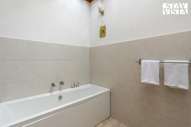 Bathroom 4, StayVista at Villa Estuaire with Bathtub, Kodagu