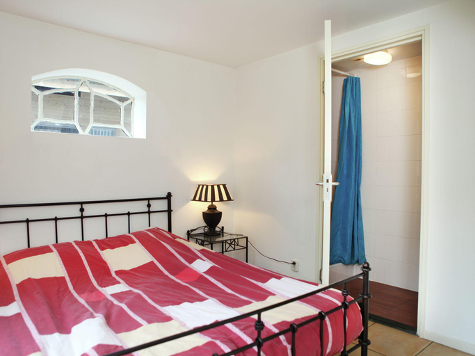 Bedroom 2, Pleasant Holiday Home in Noordwijk aan Zee with Terrace, Noordwijk