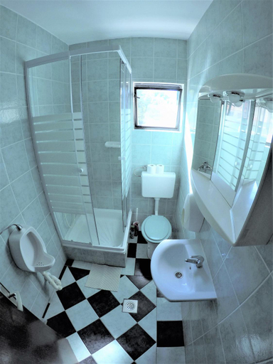 Bathroom 3, Apartment S, Bibinje