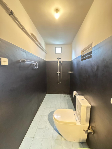 Bathroom 2, Aira Place, Weligama