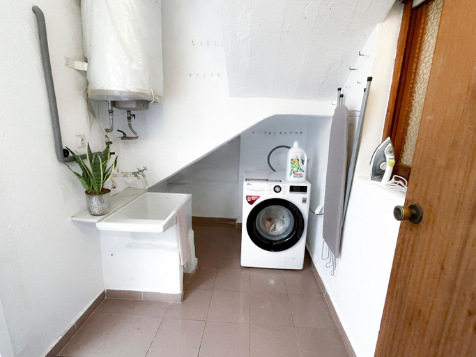 Bathroom 3, La Zenia Beach House, Alicante