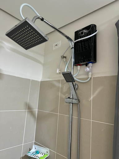 Bathroom 5, Coast Residences Ivy, Pasay City