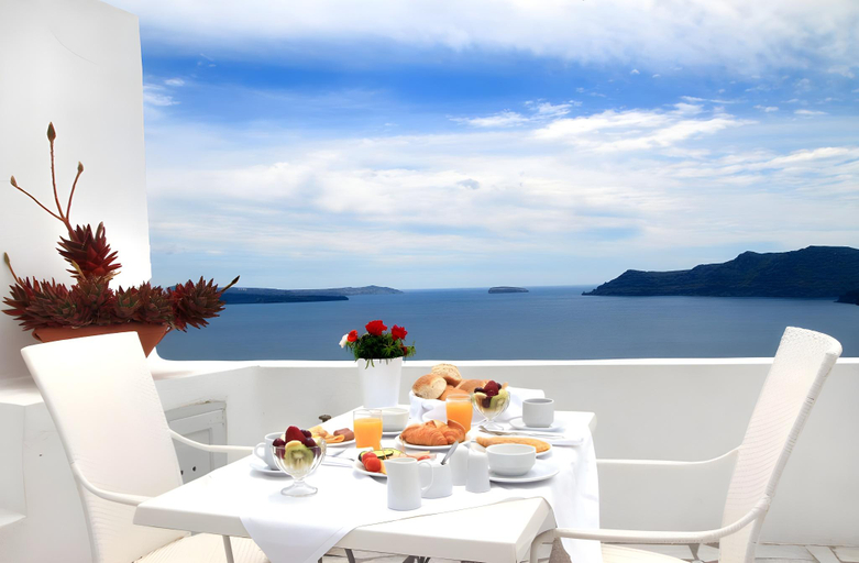Food & Drinks 3, Onar Villas, South Aegean