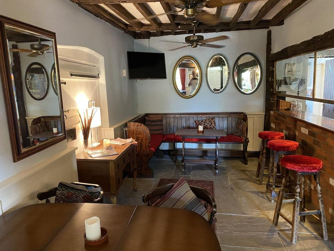Food & Drinks 4, George & Dragon Country Pub & Hotel Wolverton Townsend, Hampshire