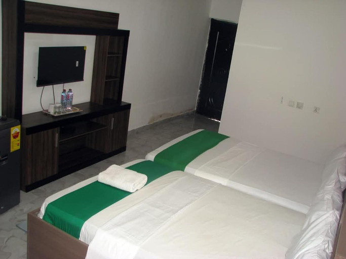 Bedroom 4, Hgl Guest House, Tema